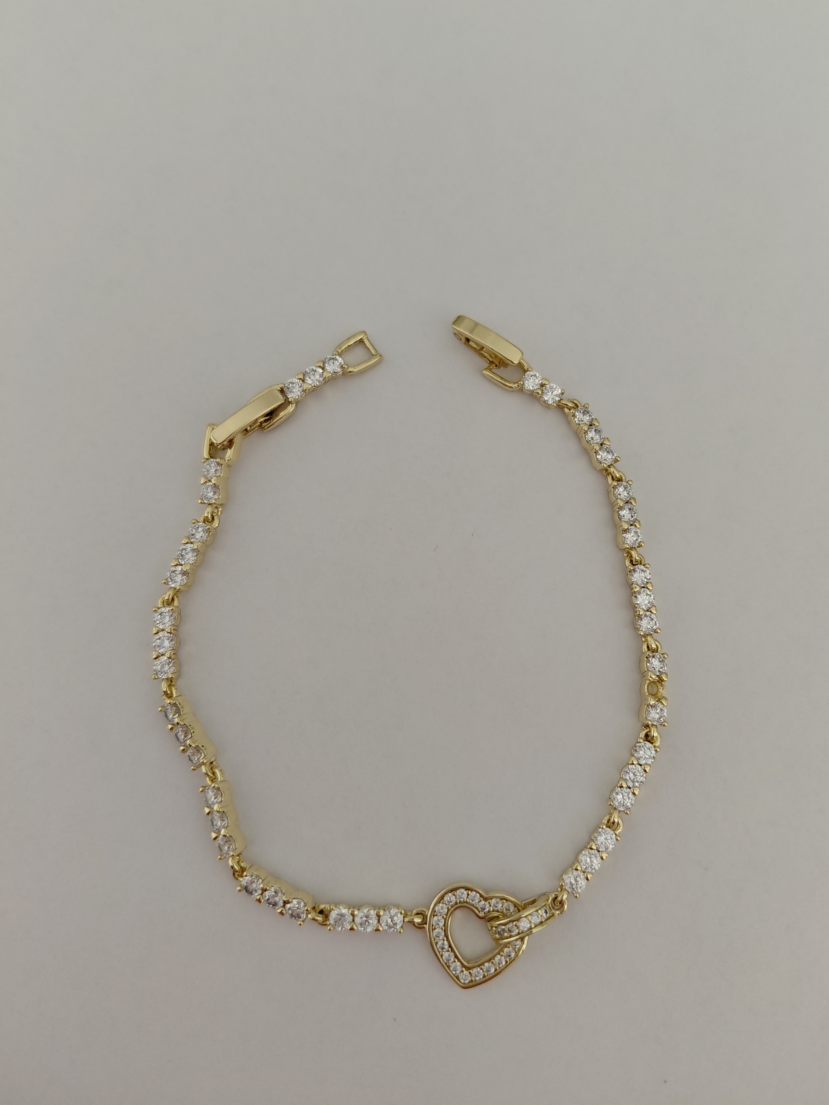  Xuping Zirkon Tasli Kalpli Bileklik Gold 