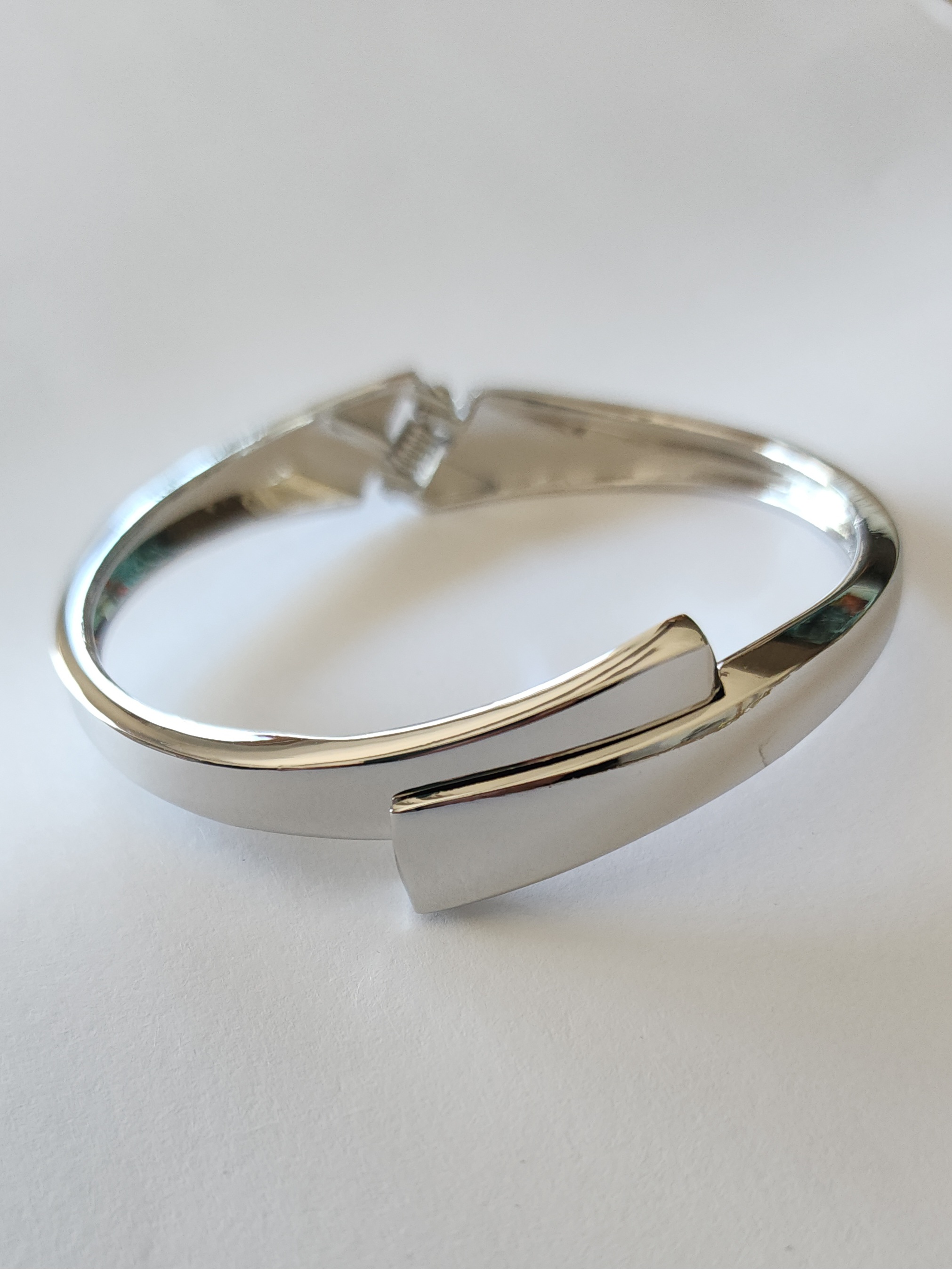 �elik Tasarim Kelep�e Silver 