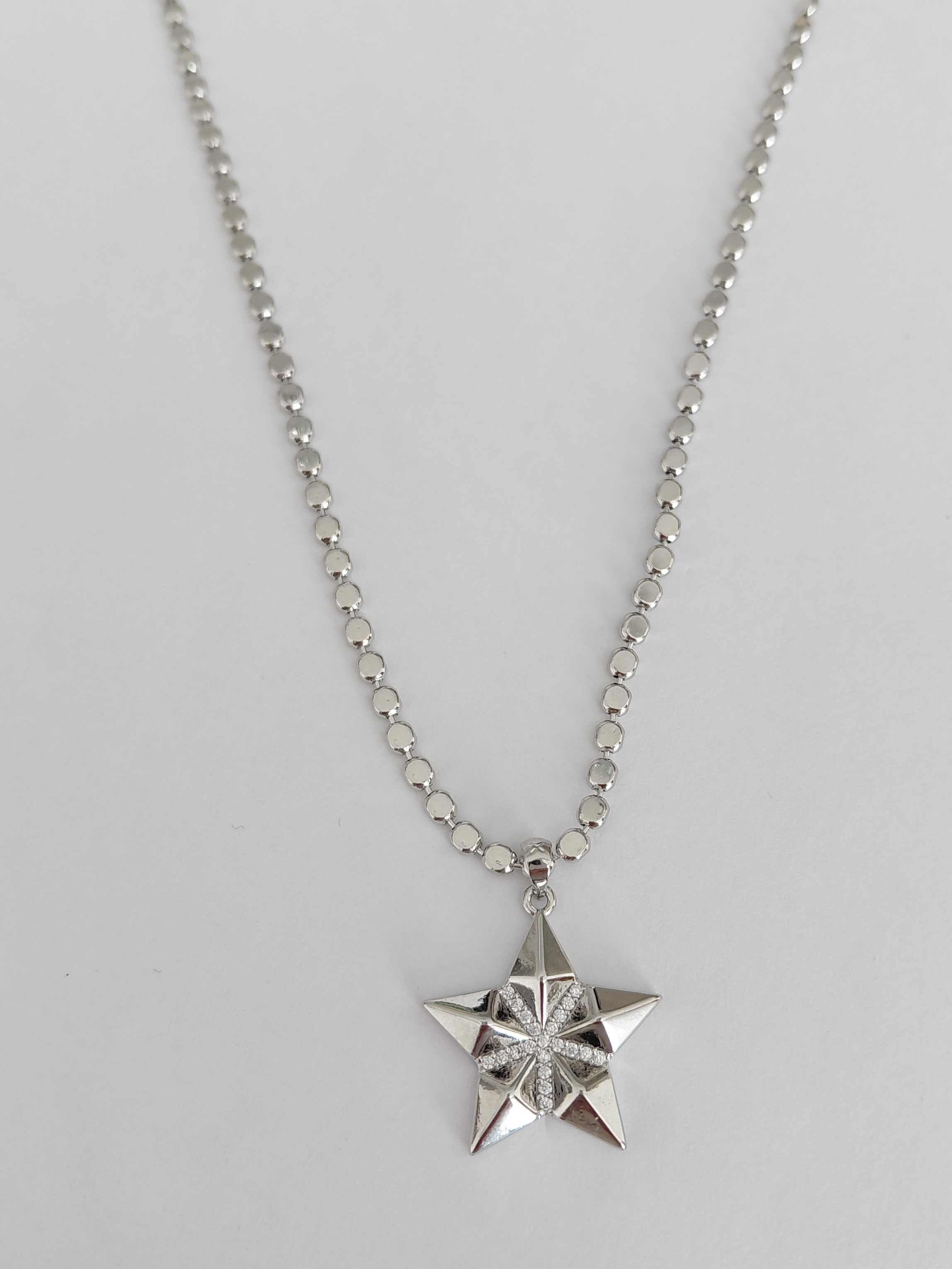 Ezme Zincirli Y�ld�z Charml� Xuping Kolye 