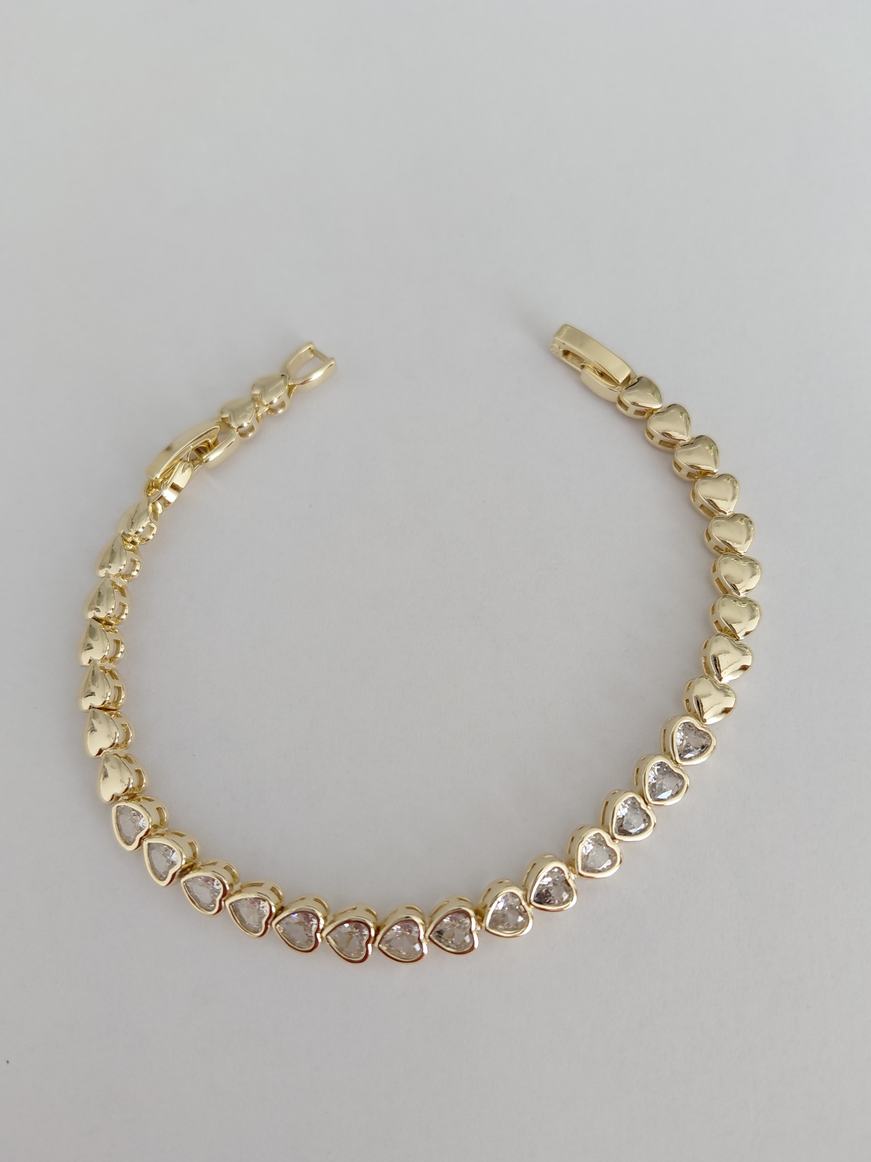 Tasli Kalpli Su Yolu Bileklik Gold