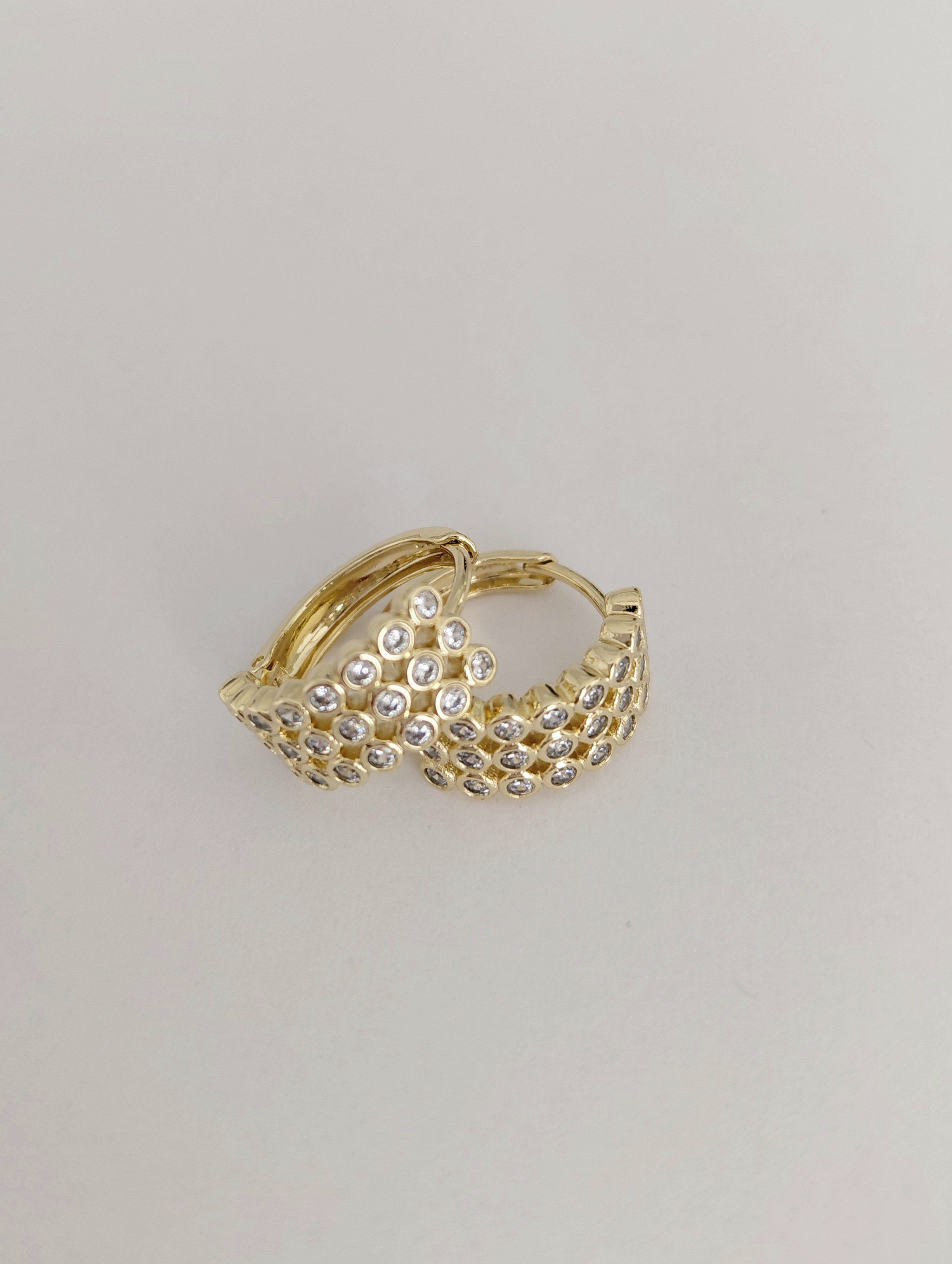 Tasli Xuping Halka K�pe 