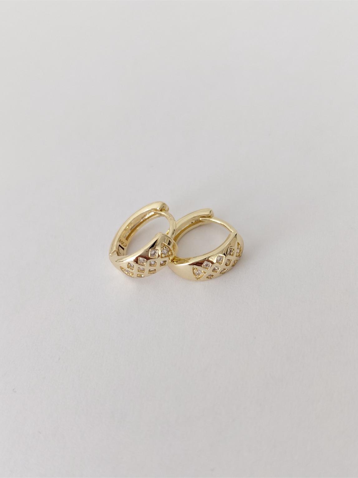 Ta�l� Desenli Xuping K���k Halka K�pe 