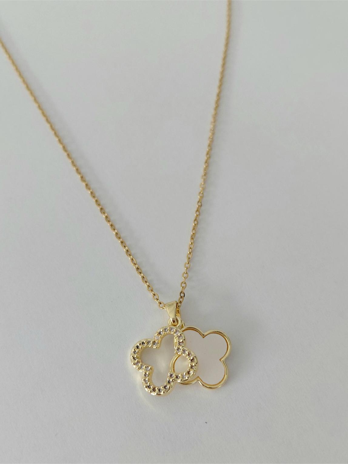 Ta�l� Sedefli �elik Yonca Kolye 