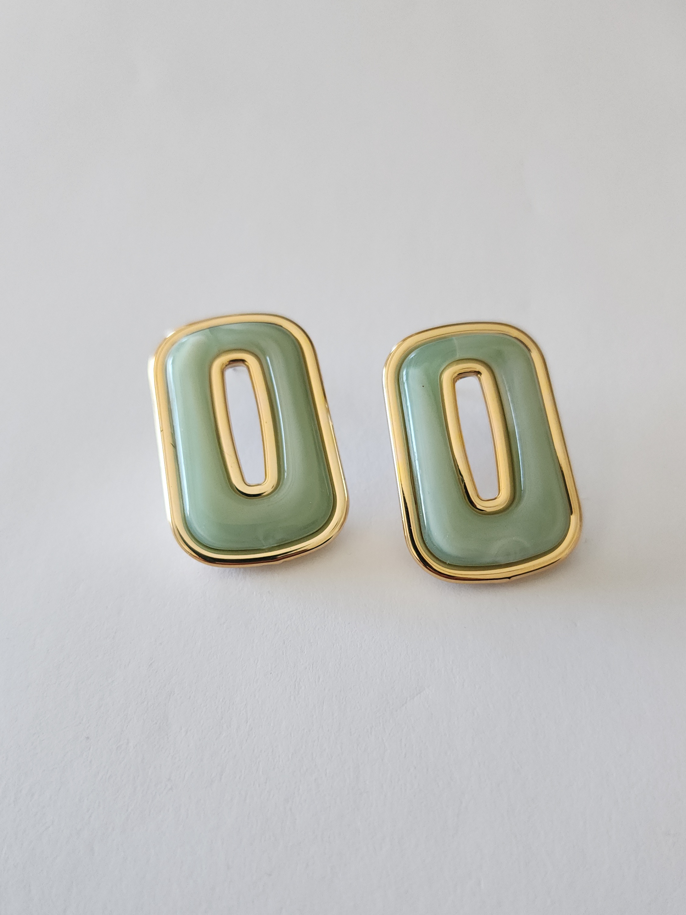 Yesil Sedefli Tasarim K�pe 